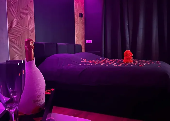 Le Temple - Au Coeur Des Remparts דירה קלרמונט-פרנד